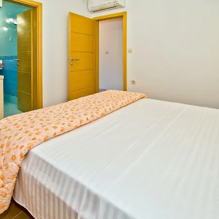 Διαμέρισμα Island Hvar Seaside Levanda With Beach, Pool & Seaview *