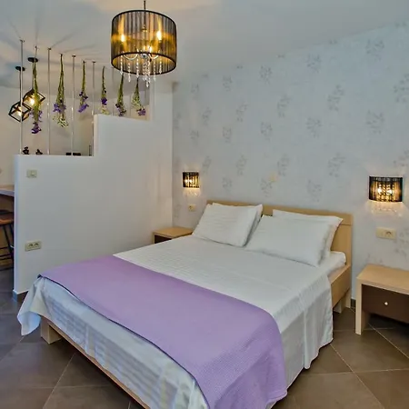 Island Hvar Seaside Levanda With Beach, Pool & Seaview *