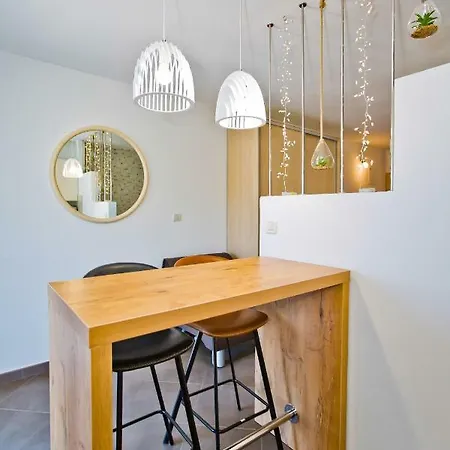 Island Hvar Seaside Levanda With Beach, Pool & Seaview Διαμέρισμα Χβαρ