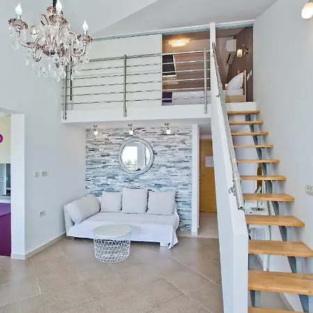 Island Hvar Seaside Levanda With Beach, Pool & Seaview Χβαρ