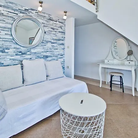 Διαμέρισμα Island Hvar Seaside Levanda With Beach, Pool & Seaview *