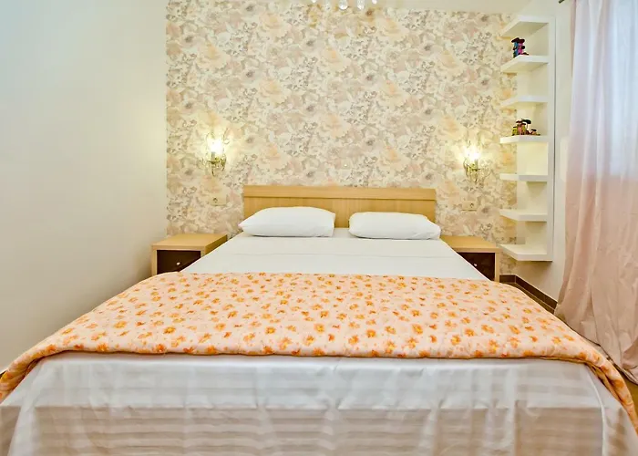 شقة Island Hvar Seaside Levanda With Beach, Pool & Seaview *