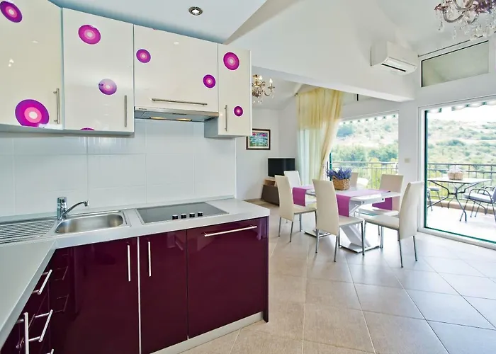 شقة Island Hvar Seaside Levanda With Beach, Pool & Seaview *