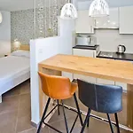 Island Hvar Seaside Levanda With Beach, Pool & Seaview Appartement Hvar Town