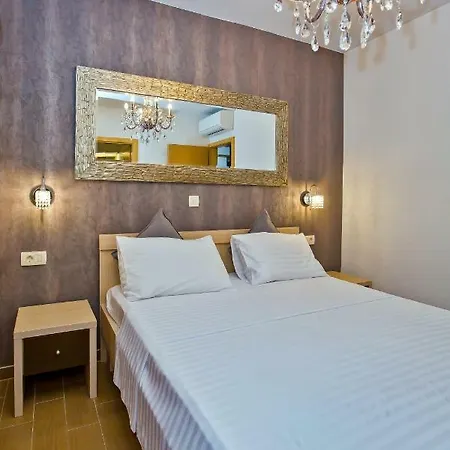 Island Hvar Seaside Levanda With Beach, Pool & Seaview Хвар