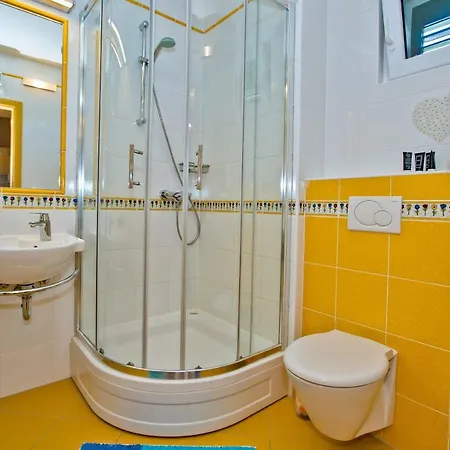 Island Hvar Seaside Levanda With Beach, Pool & Seaview Апартаменти *