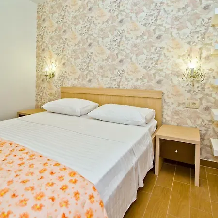 Island Hvar Seaside Levanda With Beach, Pool & Seaview * Хвар