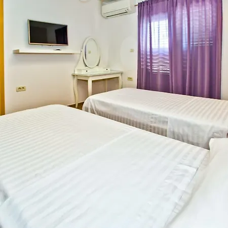 Island Hvar Seaside Levanda With Beach, Pool & Seaview * Хвар