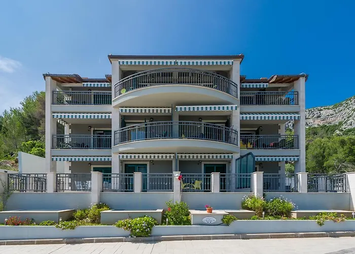 Apartamento Island Hvar Seaside Levanda With Beach, Pool & Seaview *