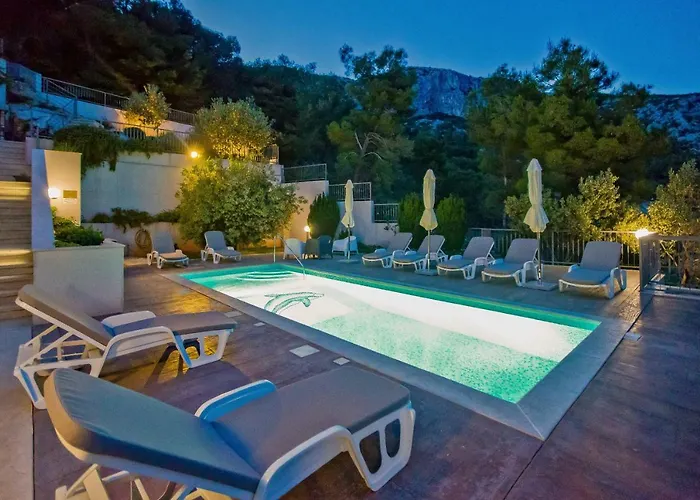 Island Hvar Seaside Levanda With Beach, Pool & Seaview Apartamento *