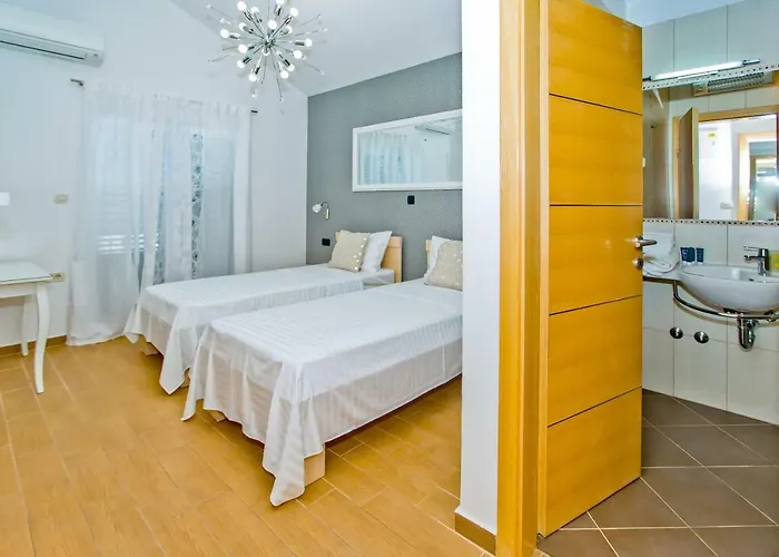 Island Hvar Seaside Levanda With Beach, Pool & Seaview