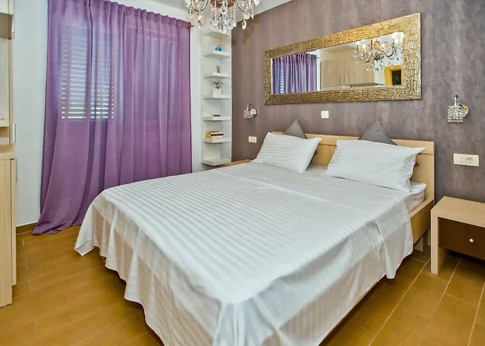 Island Hvar Seaside Levanda With Beach, Pool & Seaview