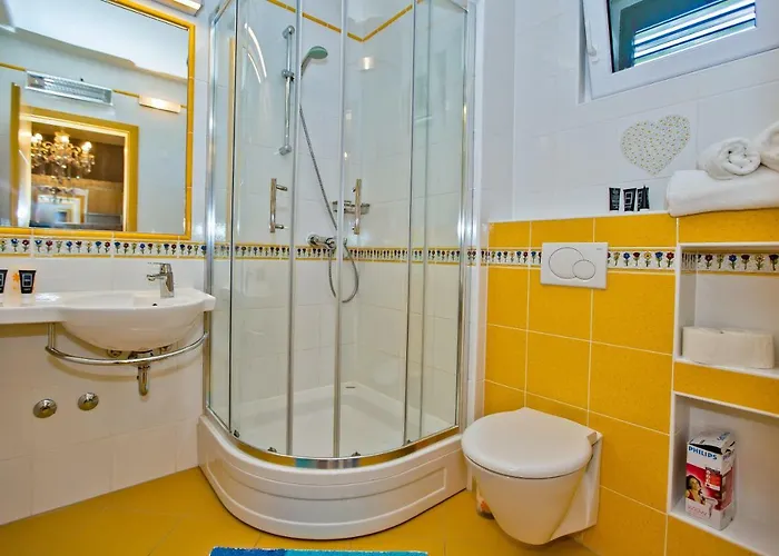 Island Hvar Seaside Levanda With Beach, Pool & Seaview Apartamento *