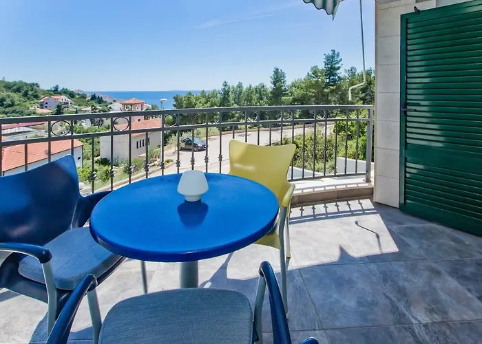 Apartamento Island Hvar Seaside Levanda With Beach, Pool & Seaview