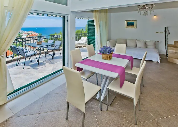 דירה Island Hvar Seaside Levanda With Beach, Pool & Seaview חוואר