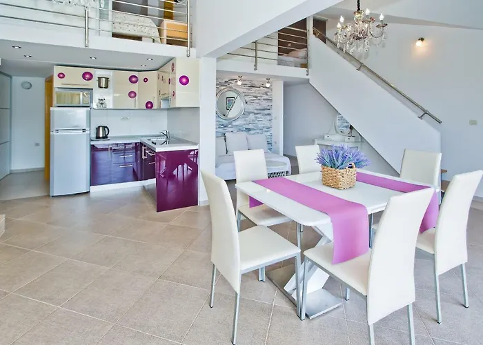 Island Hvar Seaside Levanda With Beach, Pool & Seaview *