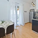 Island Hvar Seaside Levanda With Beach, Pool & Seaview 公寓