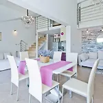 公寓 Island Hvar Seaside Levanda With Beach, Pool & Seaview 赫瓦尔
